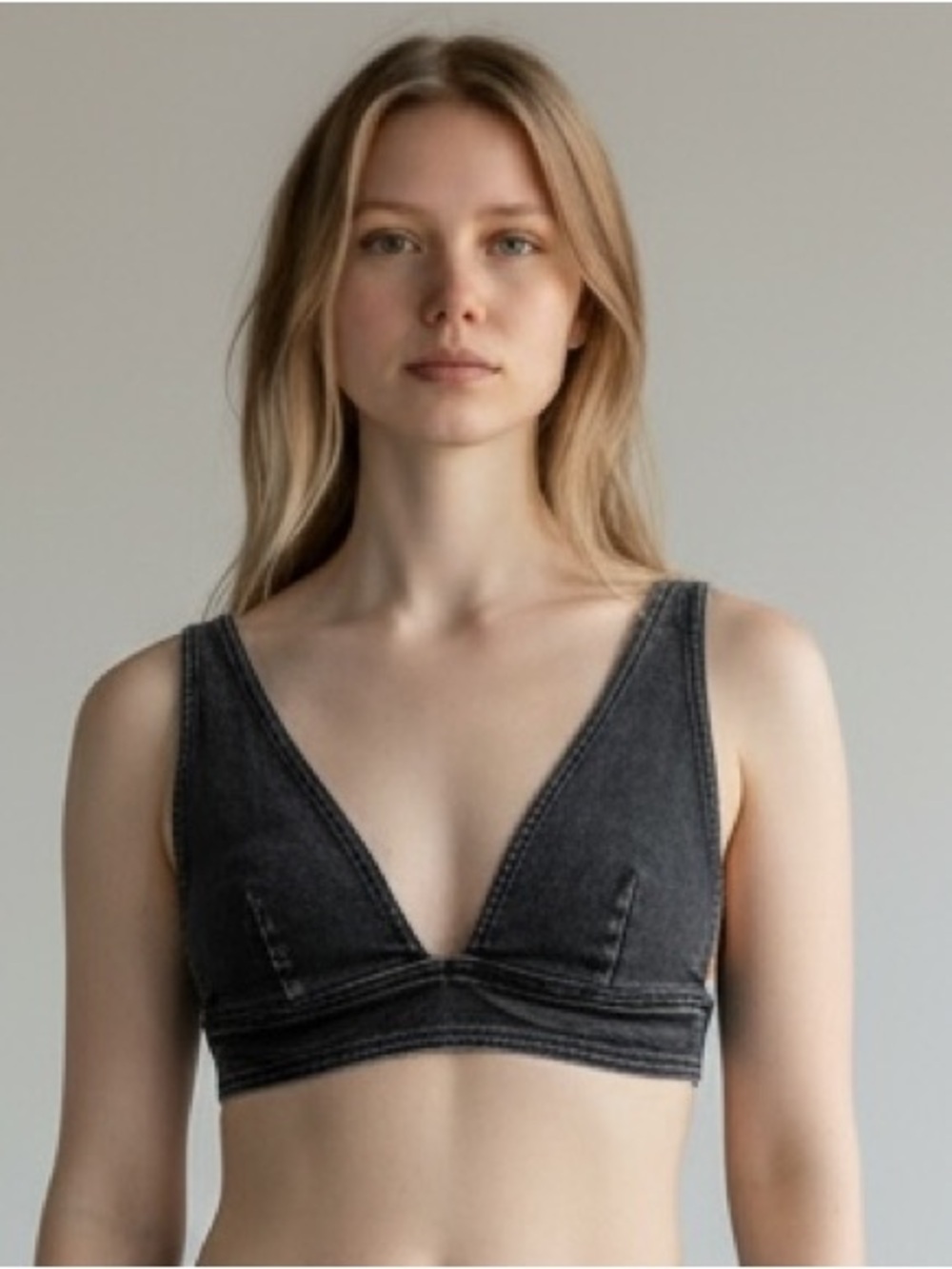 NWT LNDN Deep V Black Bralette Top Sz L